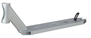 Striker Lux 490 Deck Silver