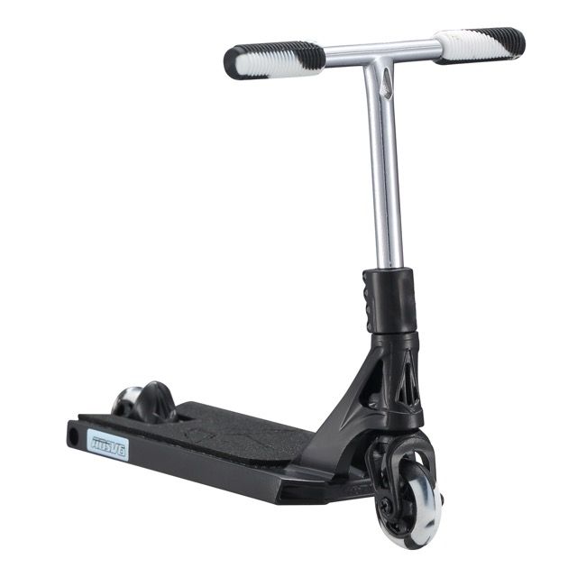 Blunt AOS V6 Finger Scooter Black