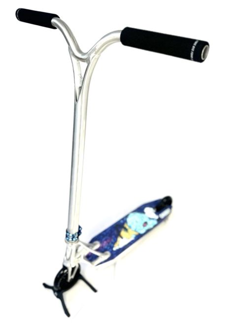 Custom romobil Ethic Feather