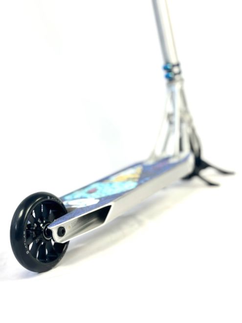 Custom romobil Ethic Feather